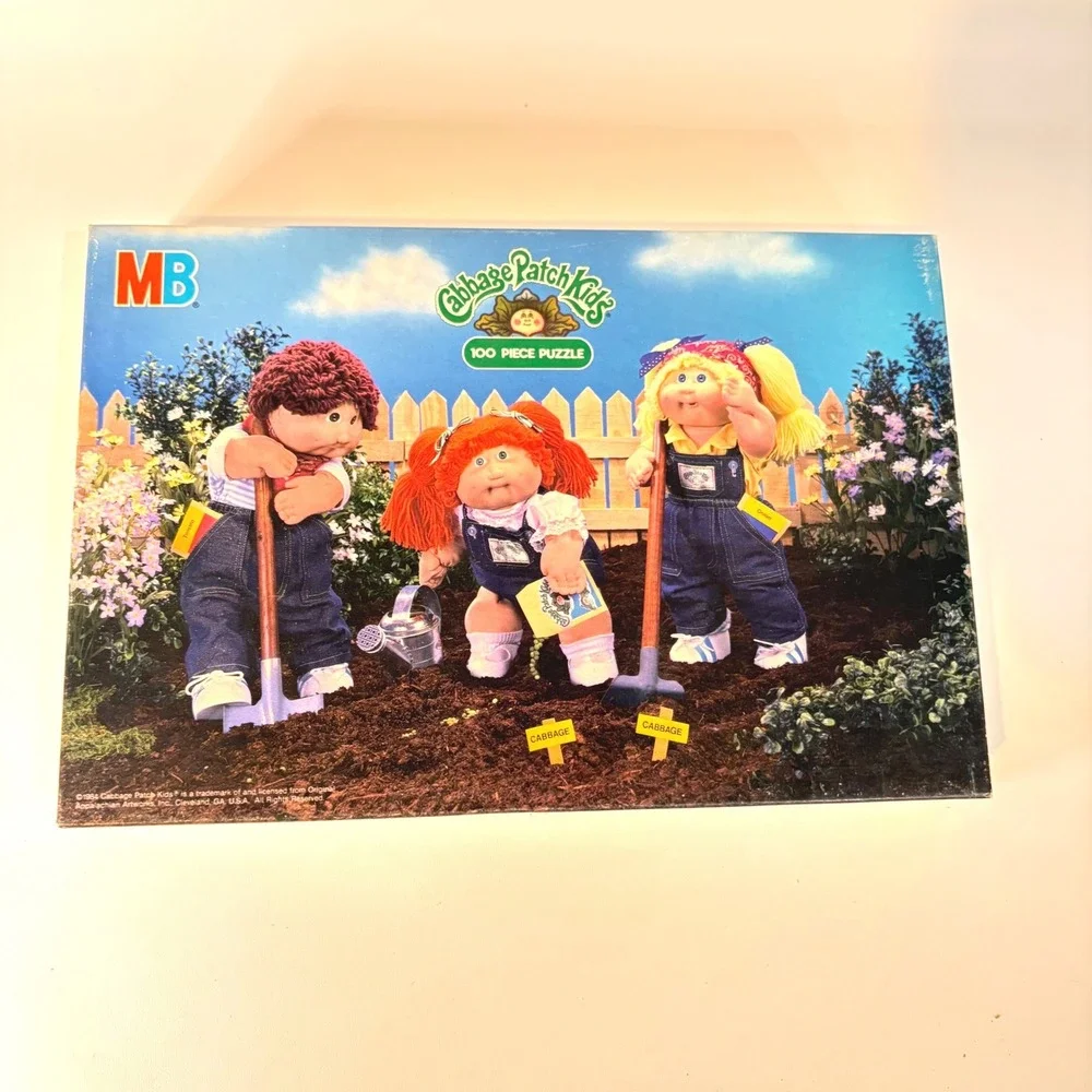 Vintage 1984 Cabbage Patch Kids Milton Bradley 100 Piece Puzzle 4476-1 Gardening